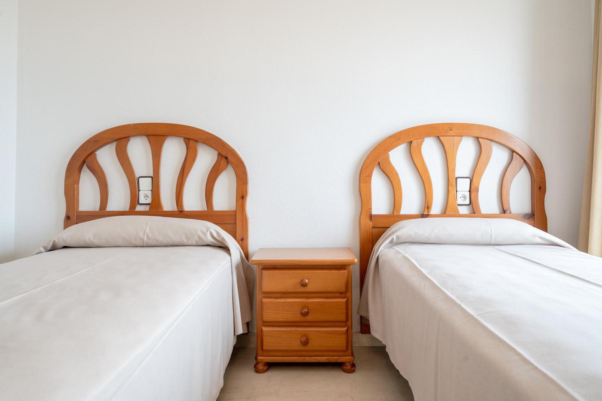 Rentalmar Central Park Salou Zimmer foto