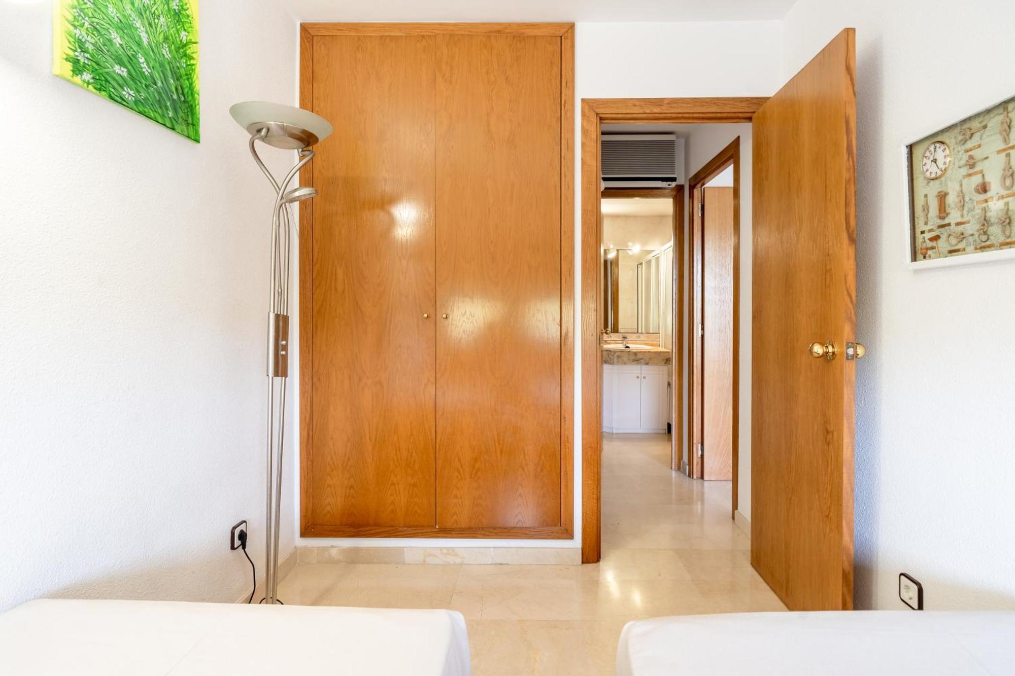 Rentalmar Central Park Salou Zimmer foto